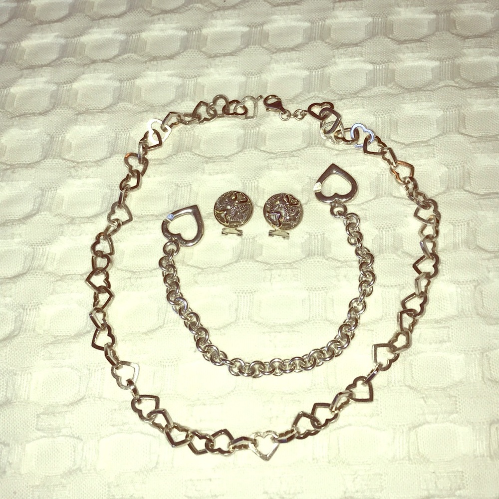 A heart set necklace, bracelet and earrings